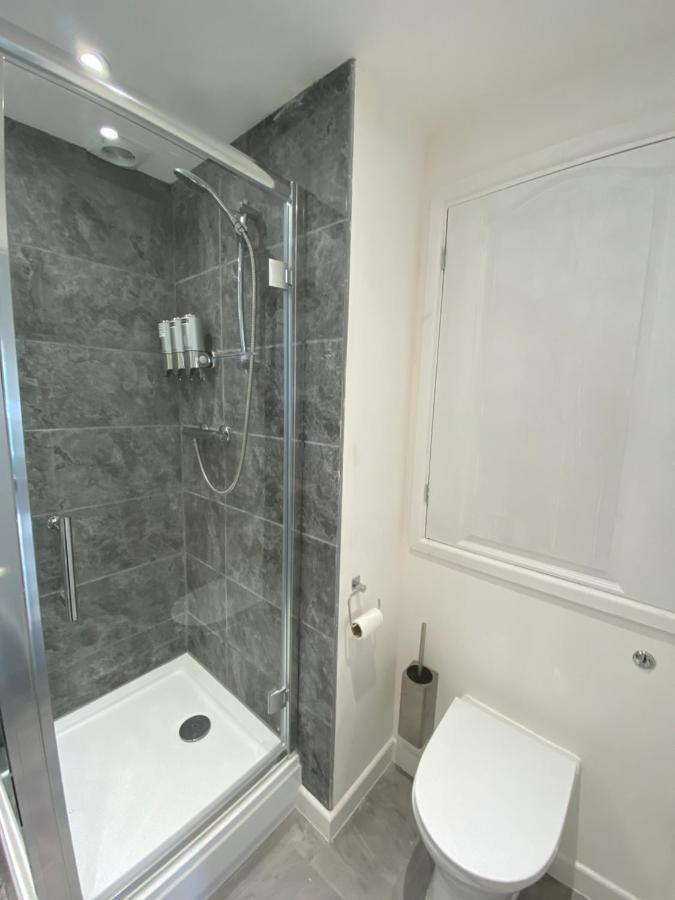 Modern 2 Bedroom Apartment, With Car Parking. Bitton Exterior foto